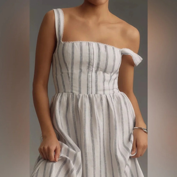 NEW Reformation Tagliatelle Linen Dress size 12 B2085 - Picture 4 of 7